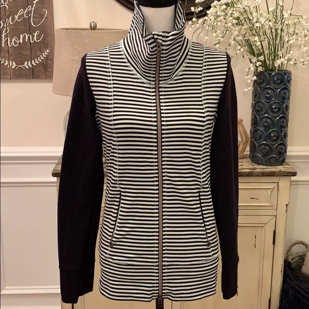 Lululemon Daily Yoga Jacket